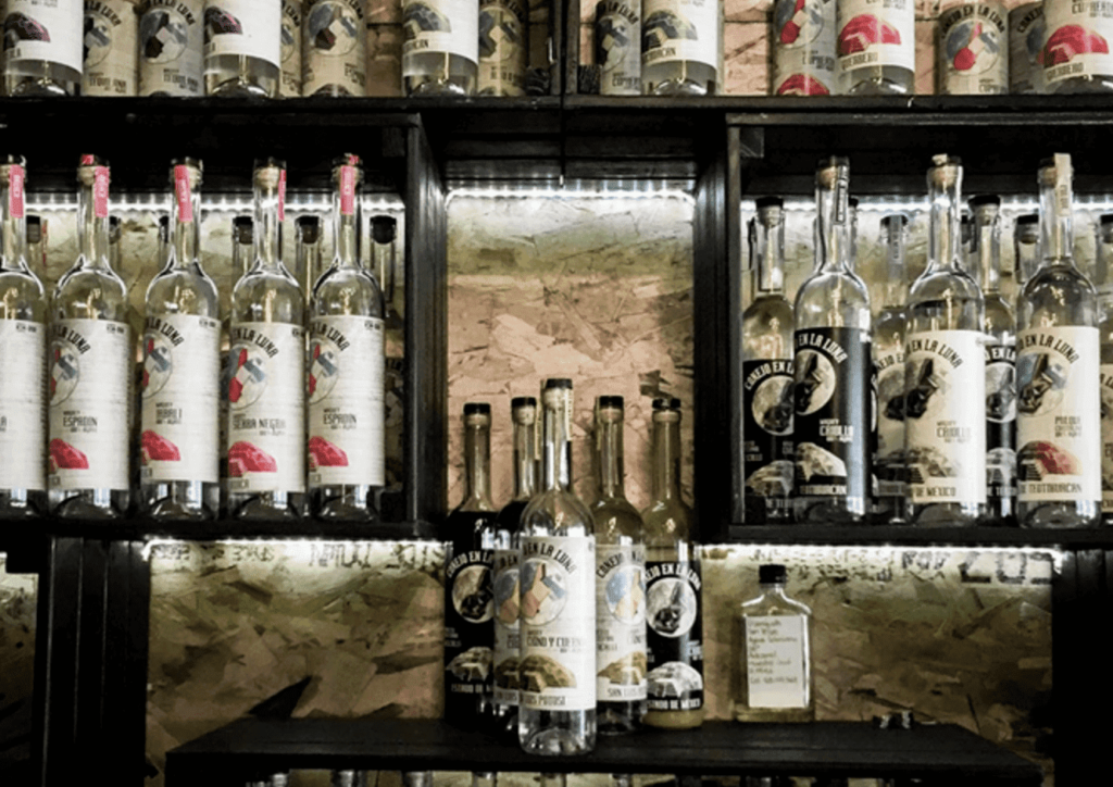 conejo en luna teotihuacán conejo en luna teotihuacán