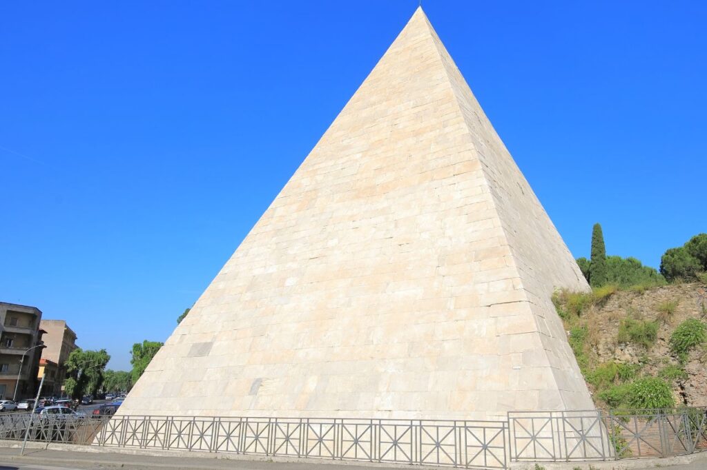 Cuales son las piramides mas hermosas del mundo 6
